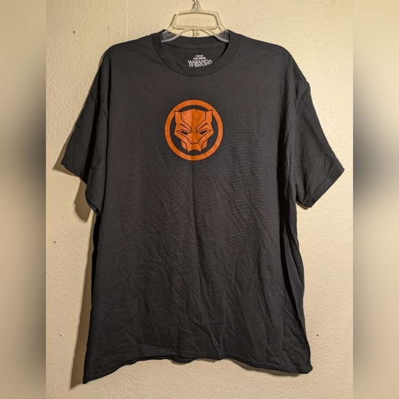Wakanda Forever Black Graphic Tee Size Xl - Picture 2 of 7